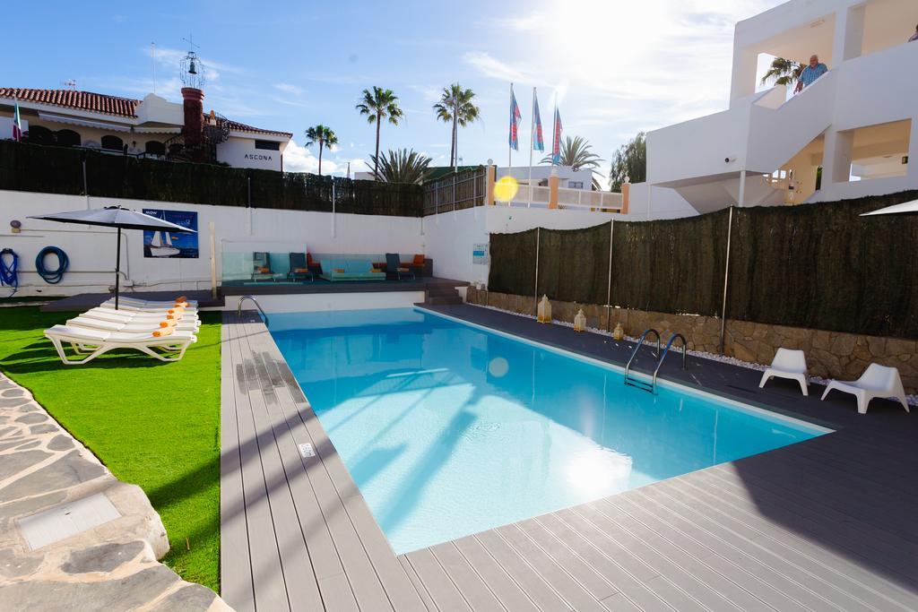 Atlantic Sun - Gay Men Only Playa del Ingles (Gran Canaria)