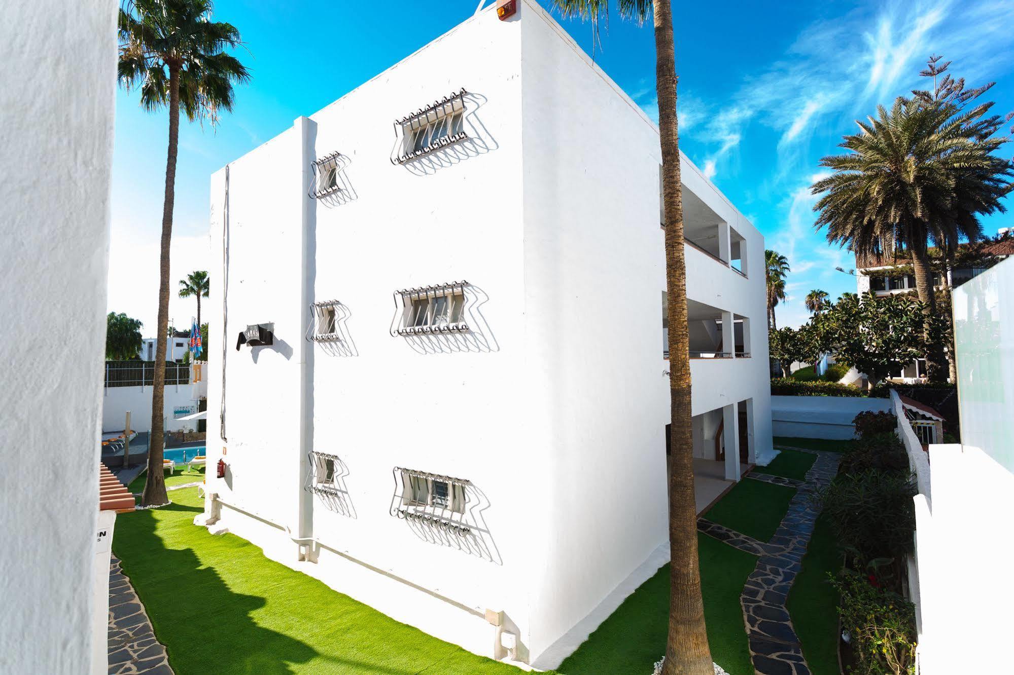 Hotel Atlantic Sun - Gay Men Only 3*
