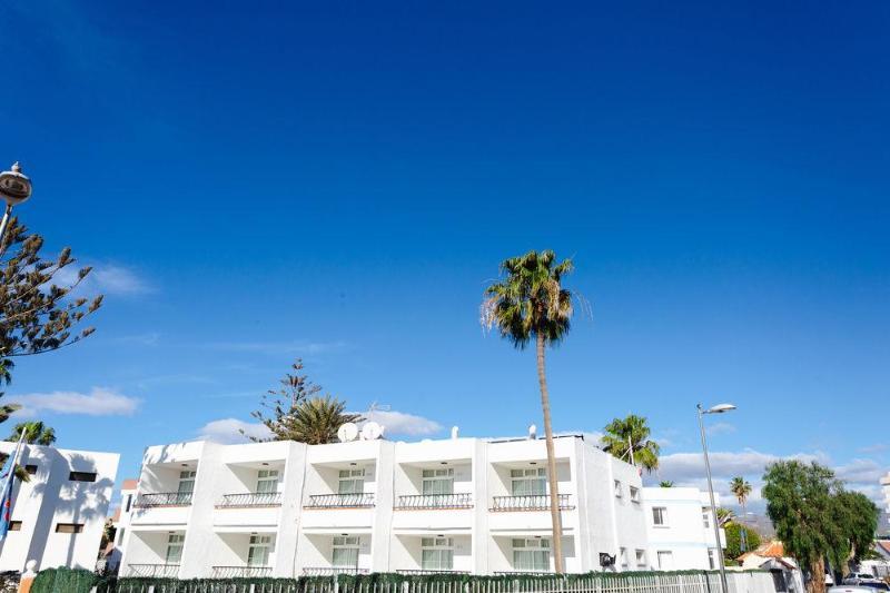 Atlantic Sun - Gay Men Only Hotel